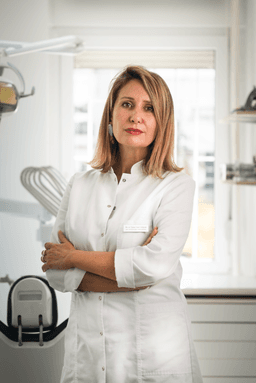Mr. spec. Tijana Vencl Virijević — stomatolog